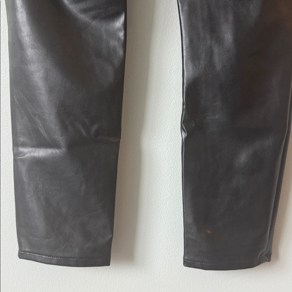 Abercrombie Faux Leather Pants - Size 27 - Picture 8 of 11